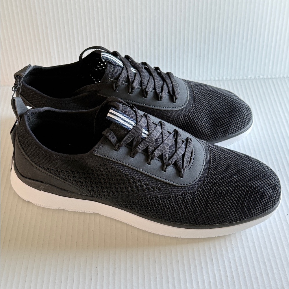 🆕 Nautica Black and White Athletic Shoes Sleek Design Size 13 🆕